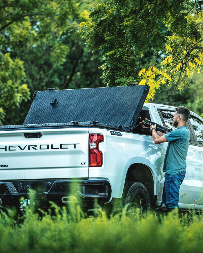 Chevy Silverado Heavy Duty Tonneau Cover Bed Access