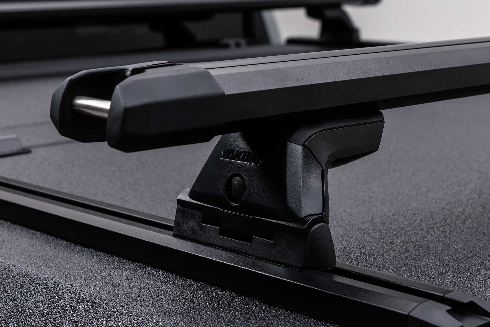 DiamondBack × Yakima SkyLine HD Rack System