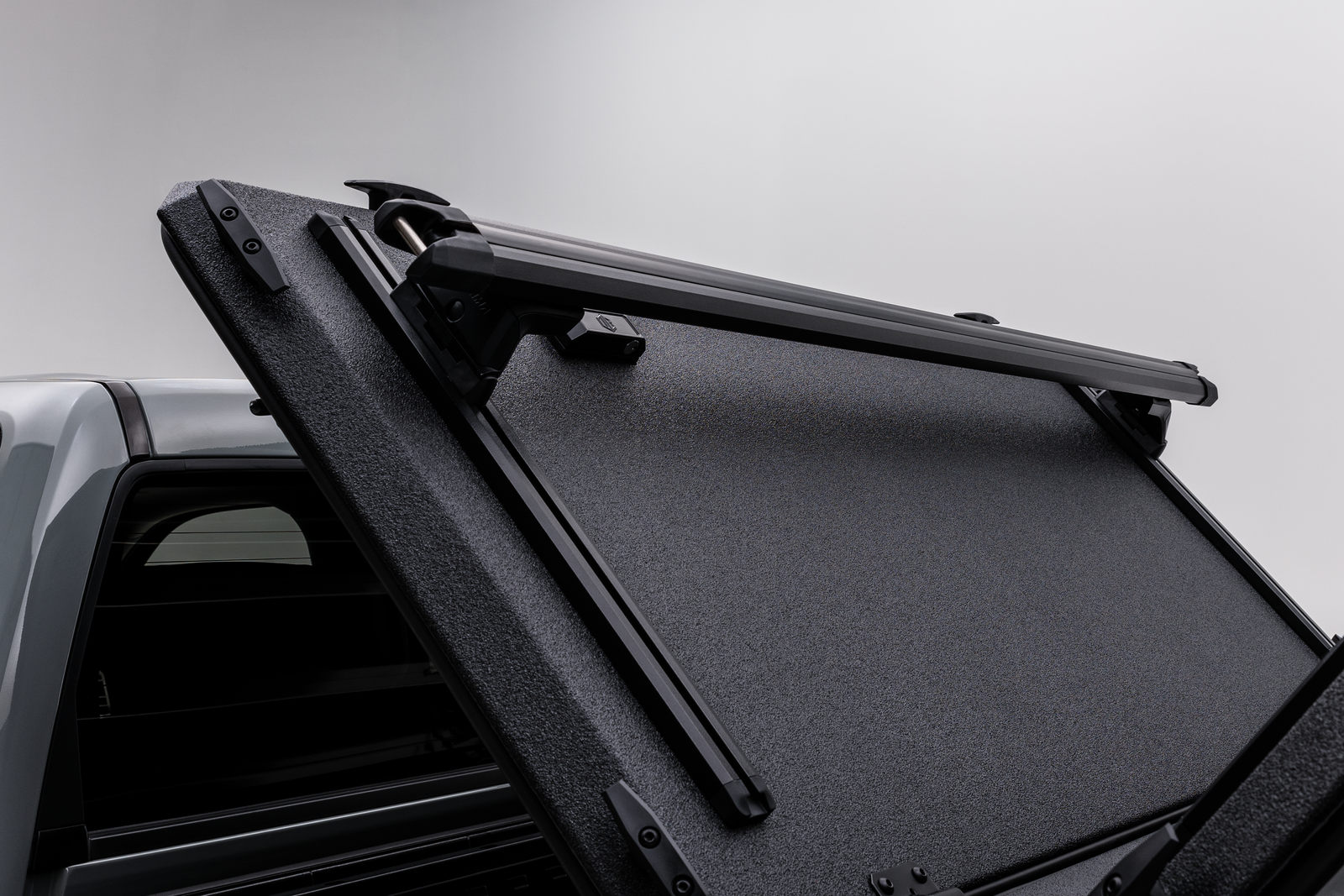 DiamondBack × Yakima SkyLine HD Rack System
