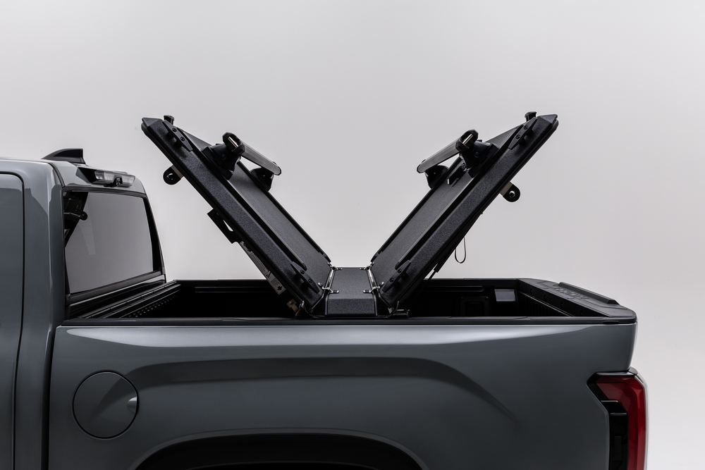 DiamondBack × Yakima SkyLine HD Rack System