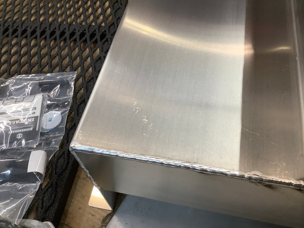 Outlet Cross Bin 13