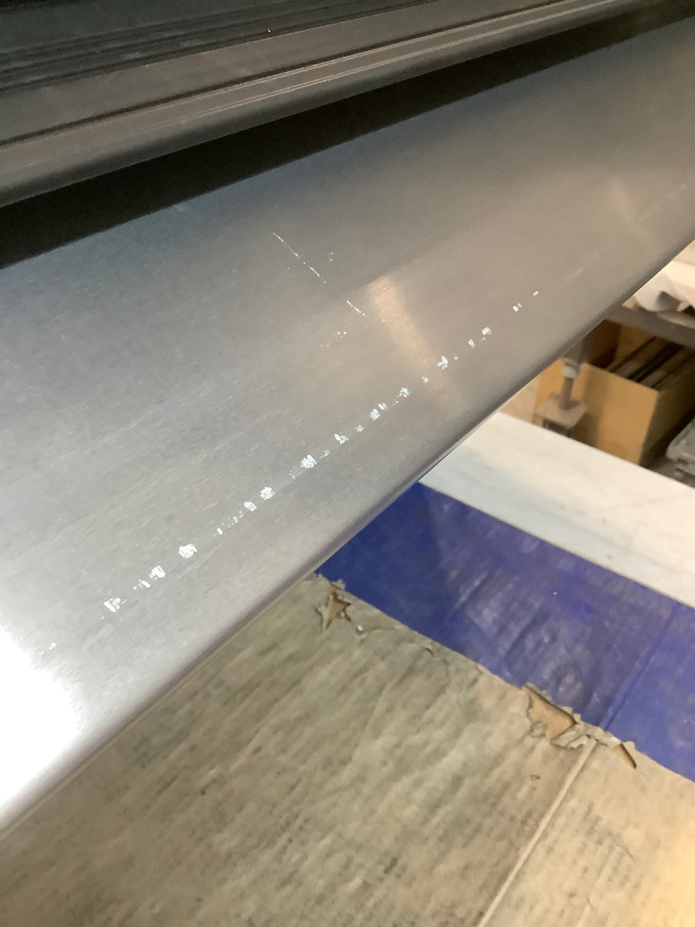 Outlet Wingman Slider Bin