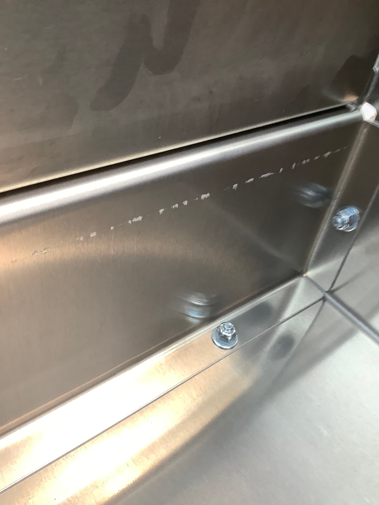 Outlet Cross Bin 13