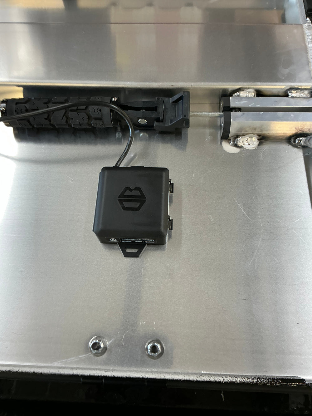 Outlet DiamondBack Switchback