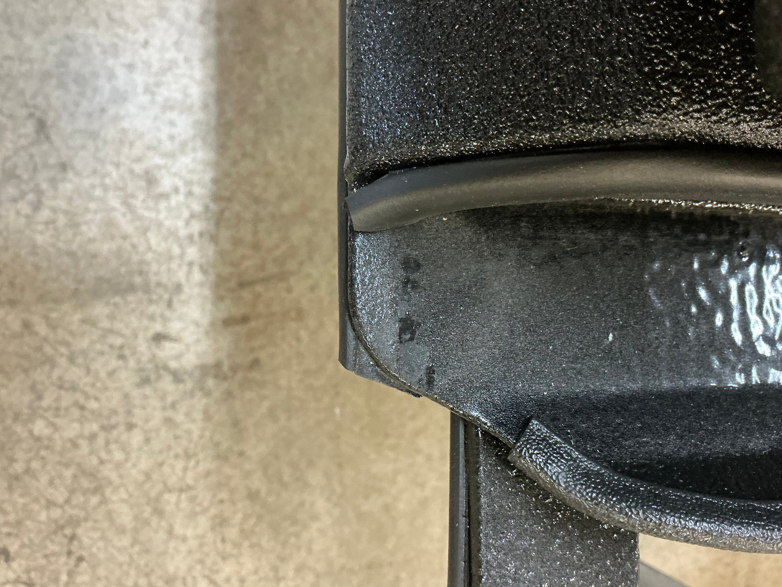 Outlet DiamondBack HD