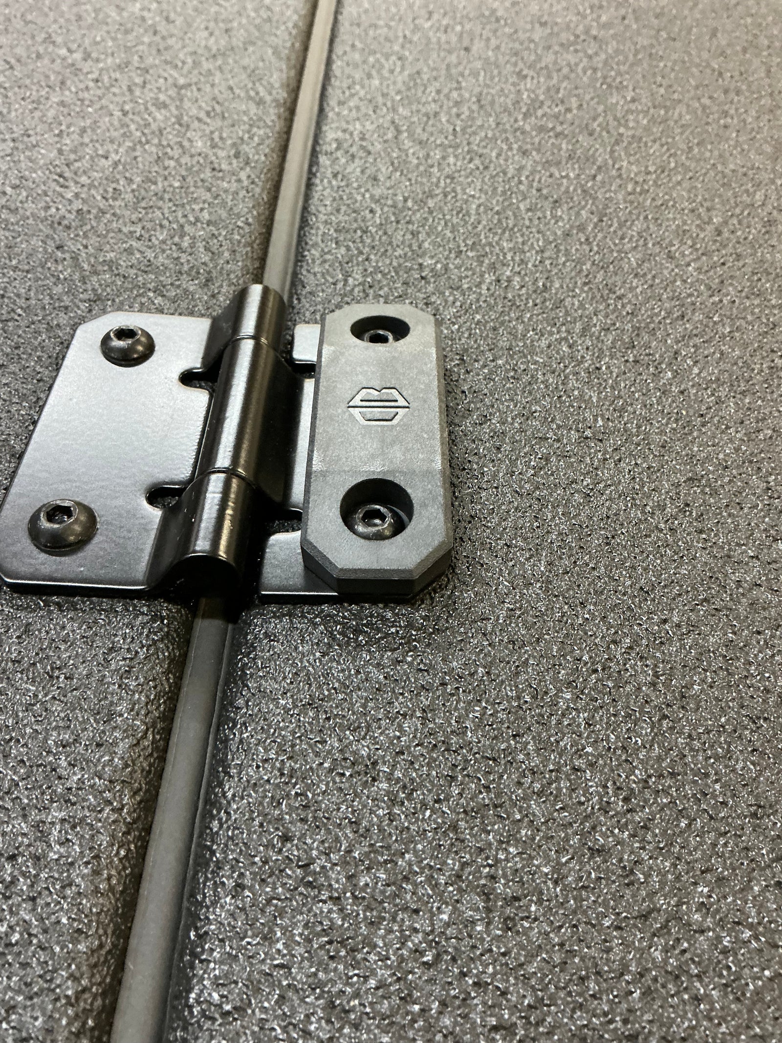 Outlet DiamondBack Switchback