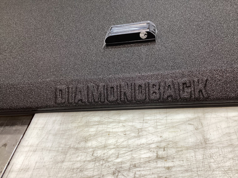 Outlet DiamondBack HD