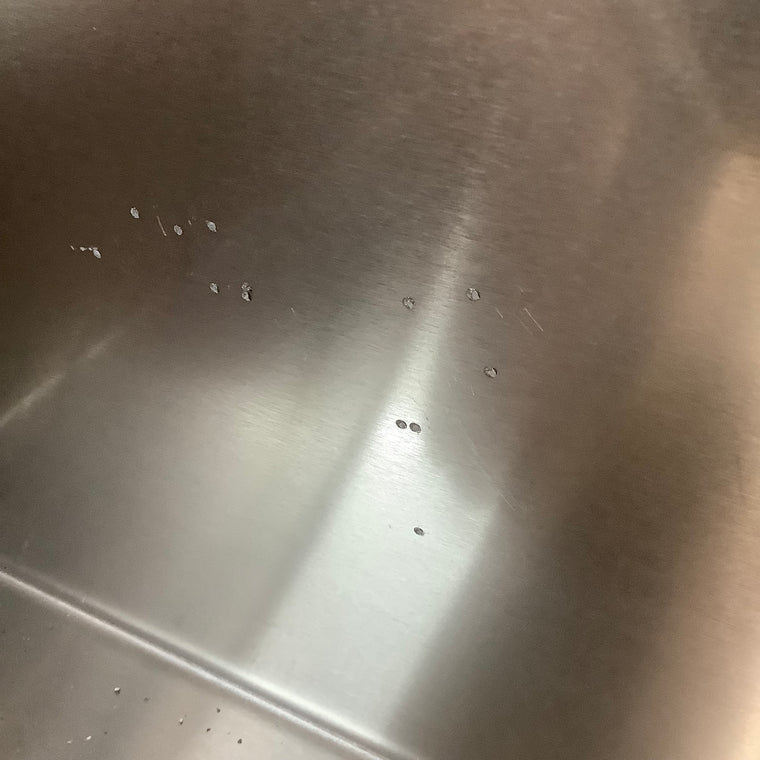 Outlet Cross Bin 13