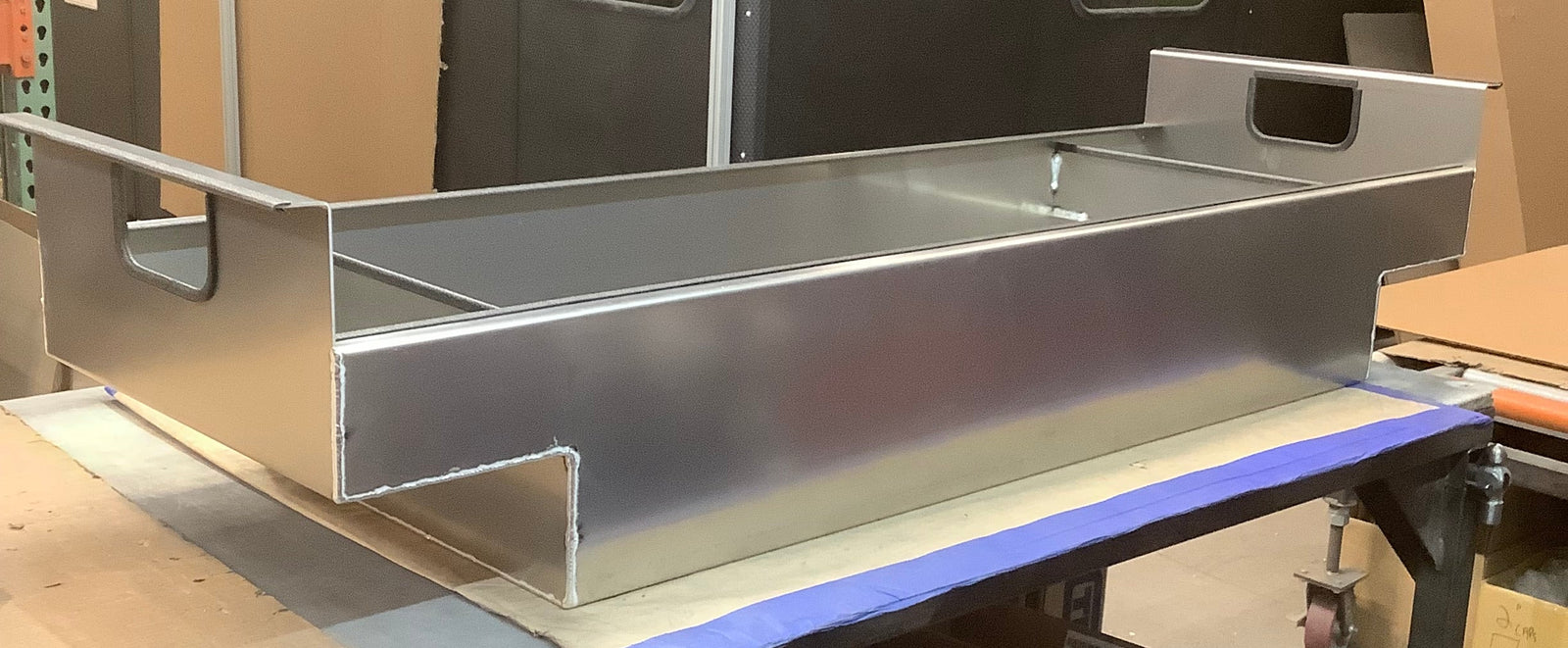 Outlet Cross Bin 13
