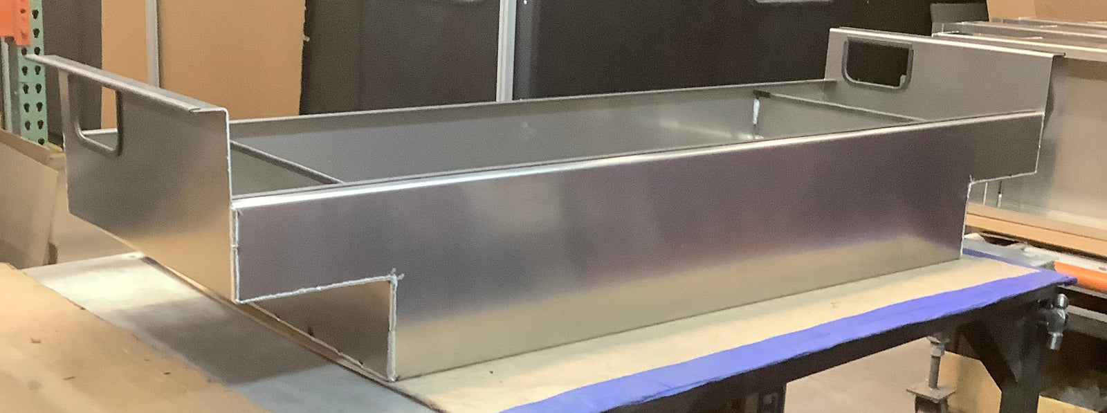 Outlet Cross Bin 13
