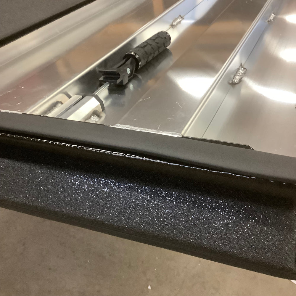 Outlet DiamondBack Switchback
