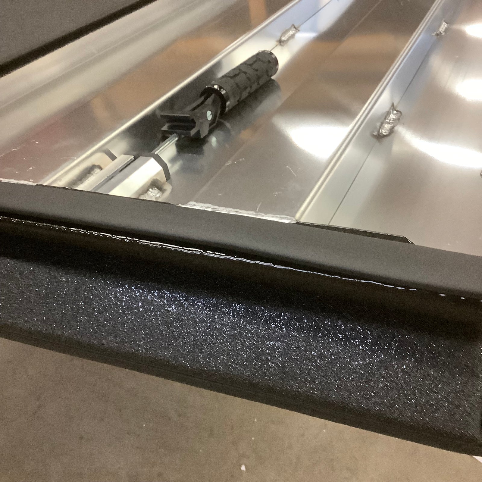 Outlet DiamondBack Switchback