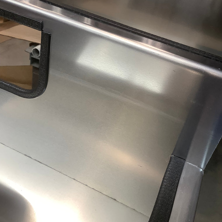 Outlet Cross Bin 8