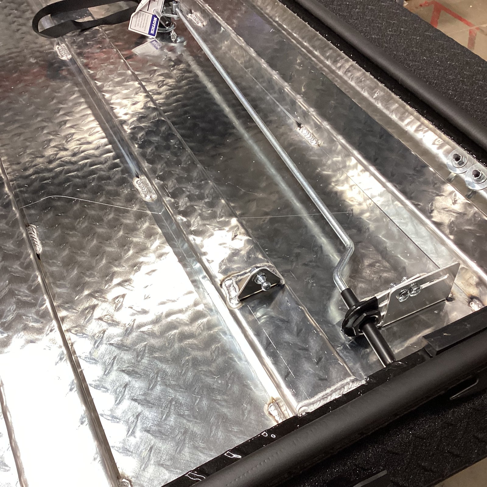 Outlet DiamondBack HD