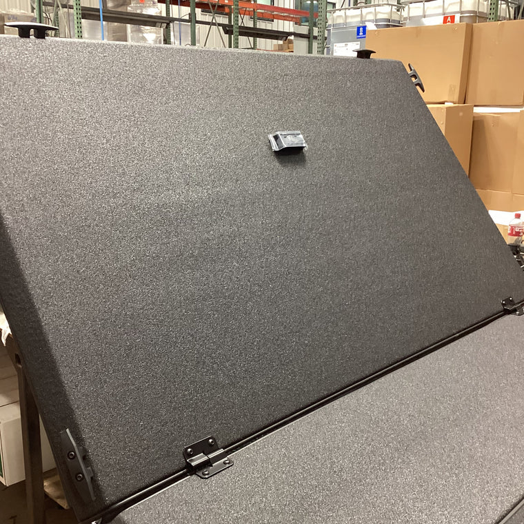 Outlet DiamondBack HD