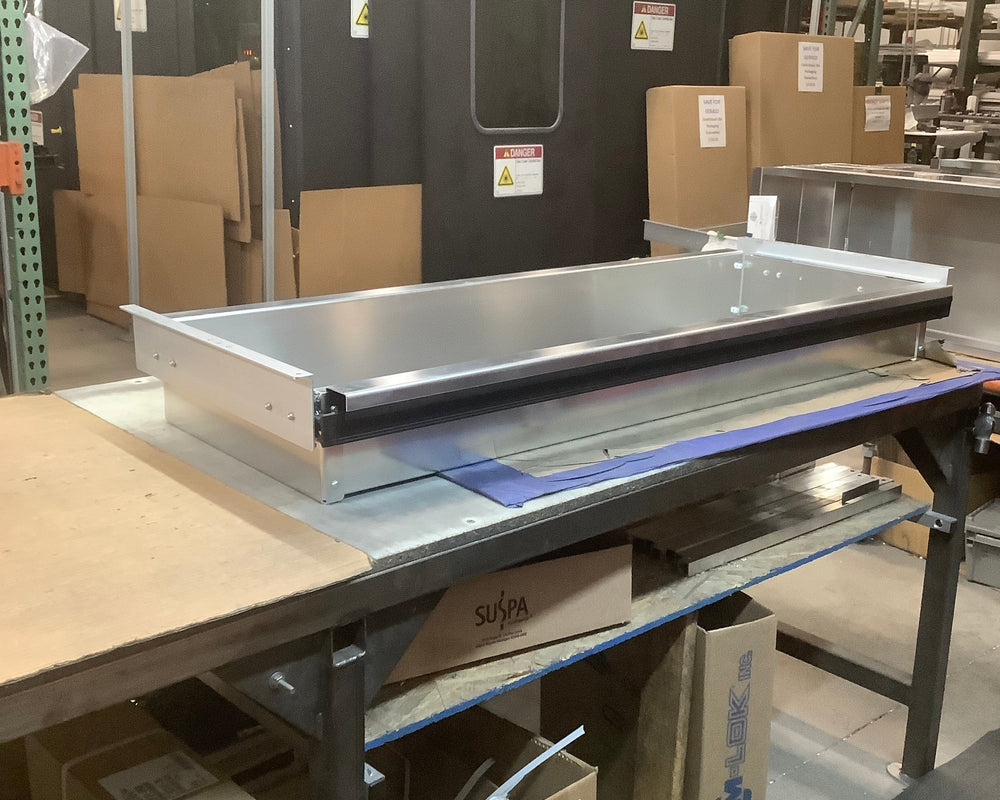 Outlet Wingman Slider Bin