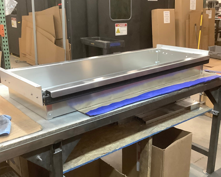 Outlet Wingman Slider Bin