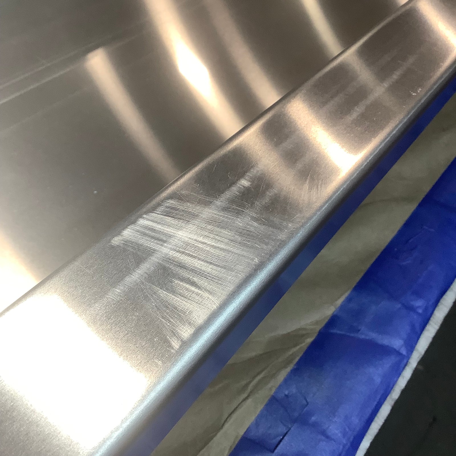 Outlet Wingman Slider Bin