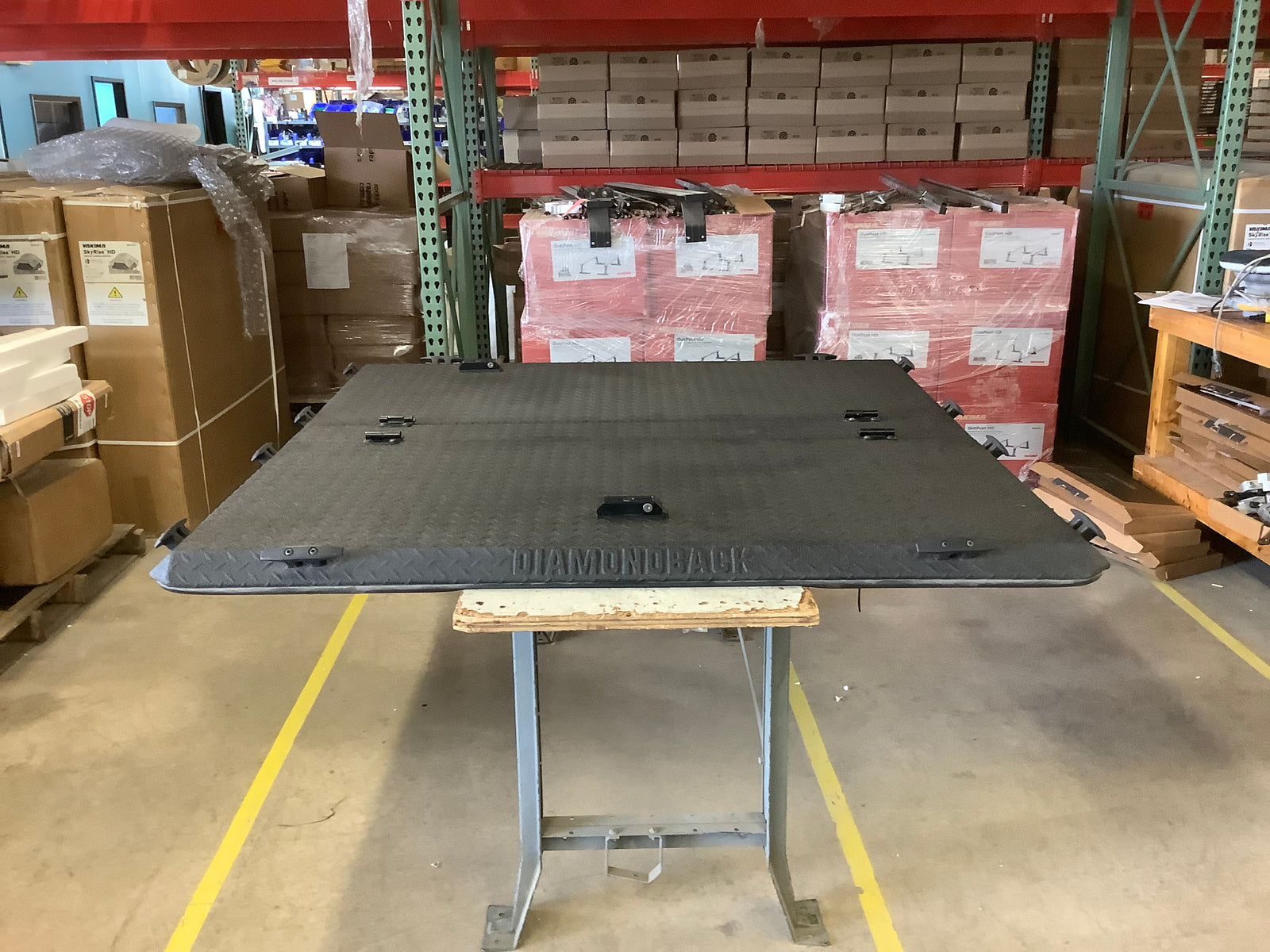 Outlet DiamondBack HD