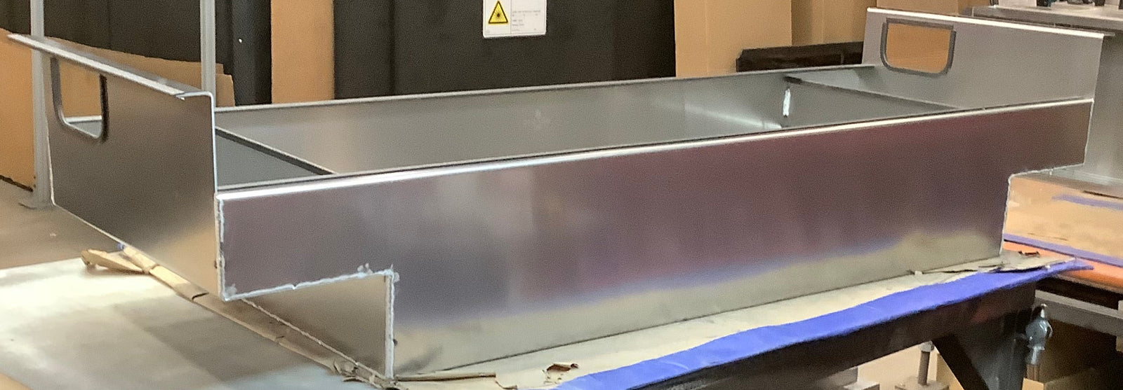 Outlet Cross Bin 13