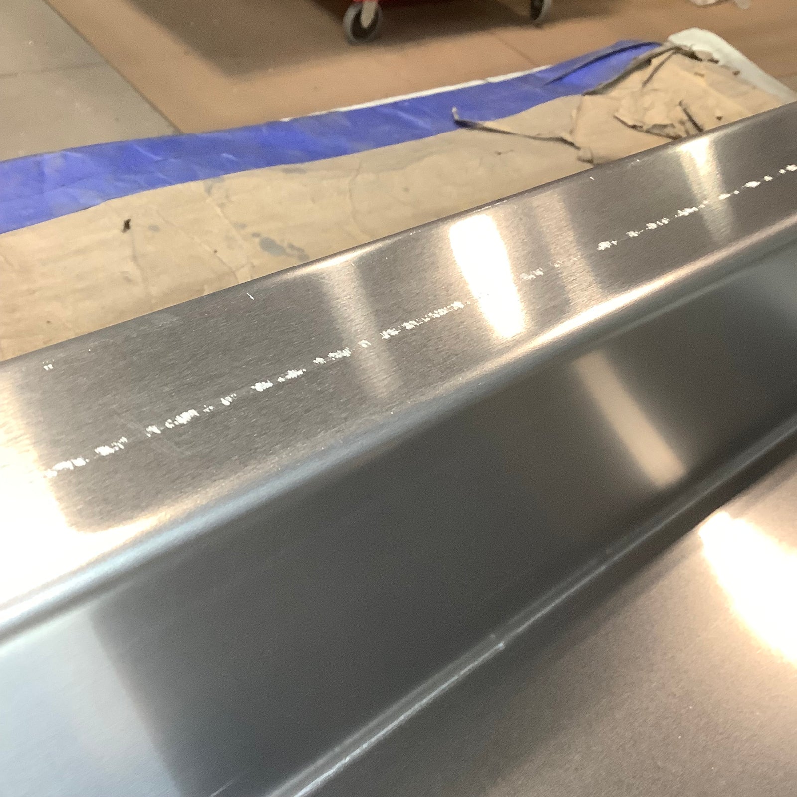 Outlet Wingman Slider Bin