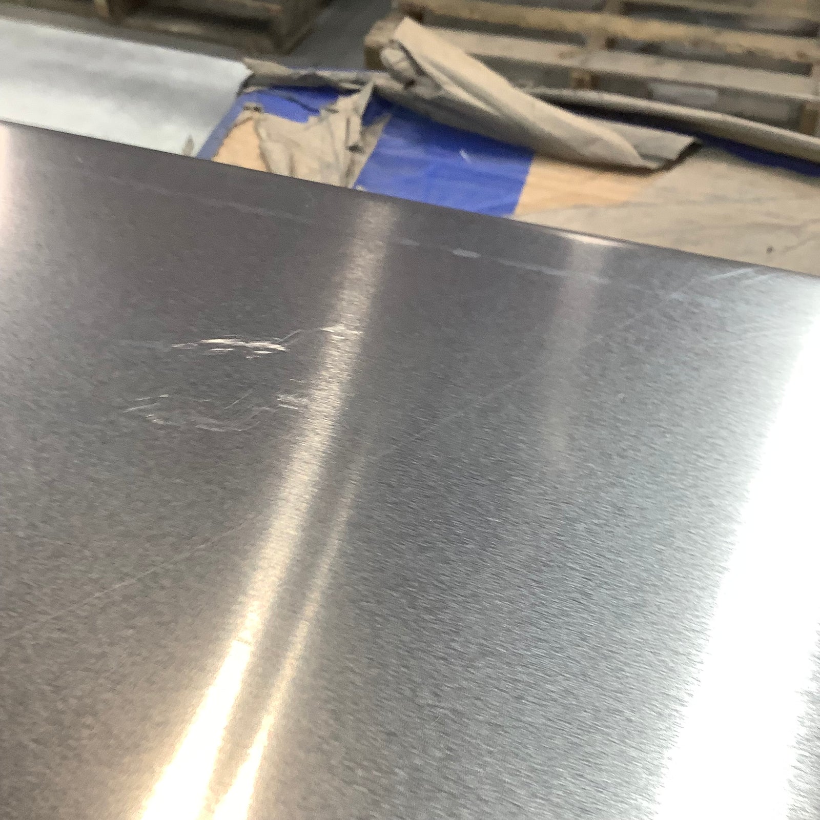 Outlet Wingman Slider Bin