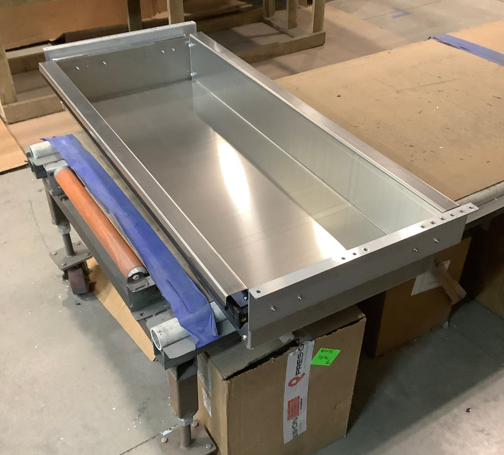 Outlet Wingman Slider Bin