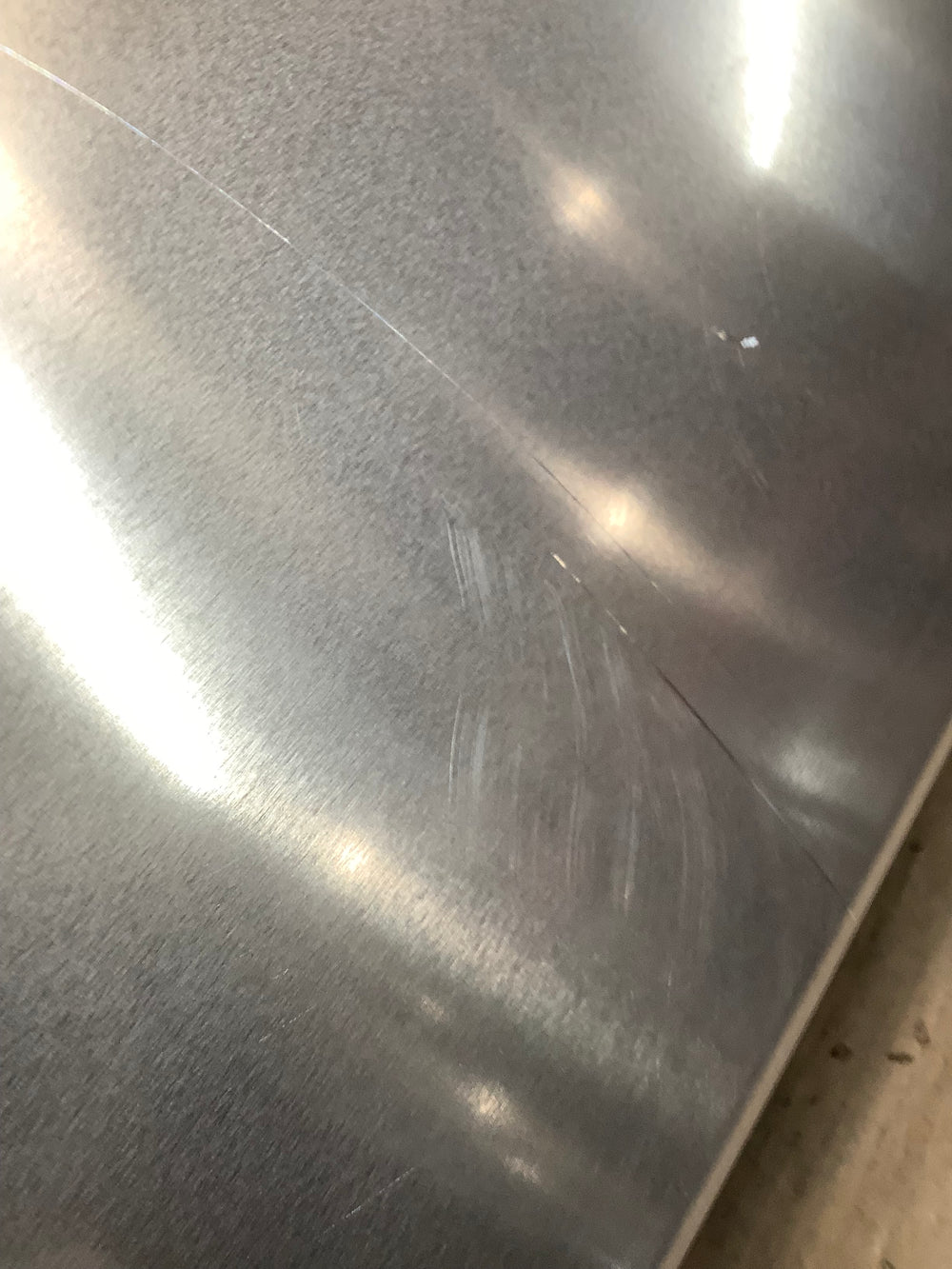 Outlet Wingman Slider Bin