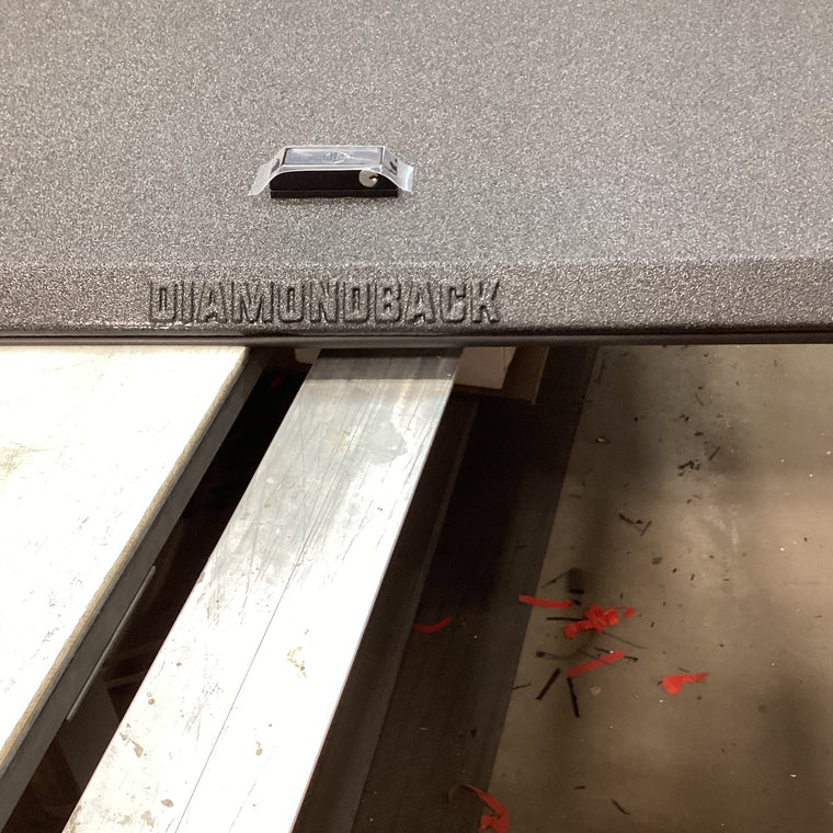 Outlet DiamondBack HD