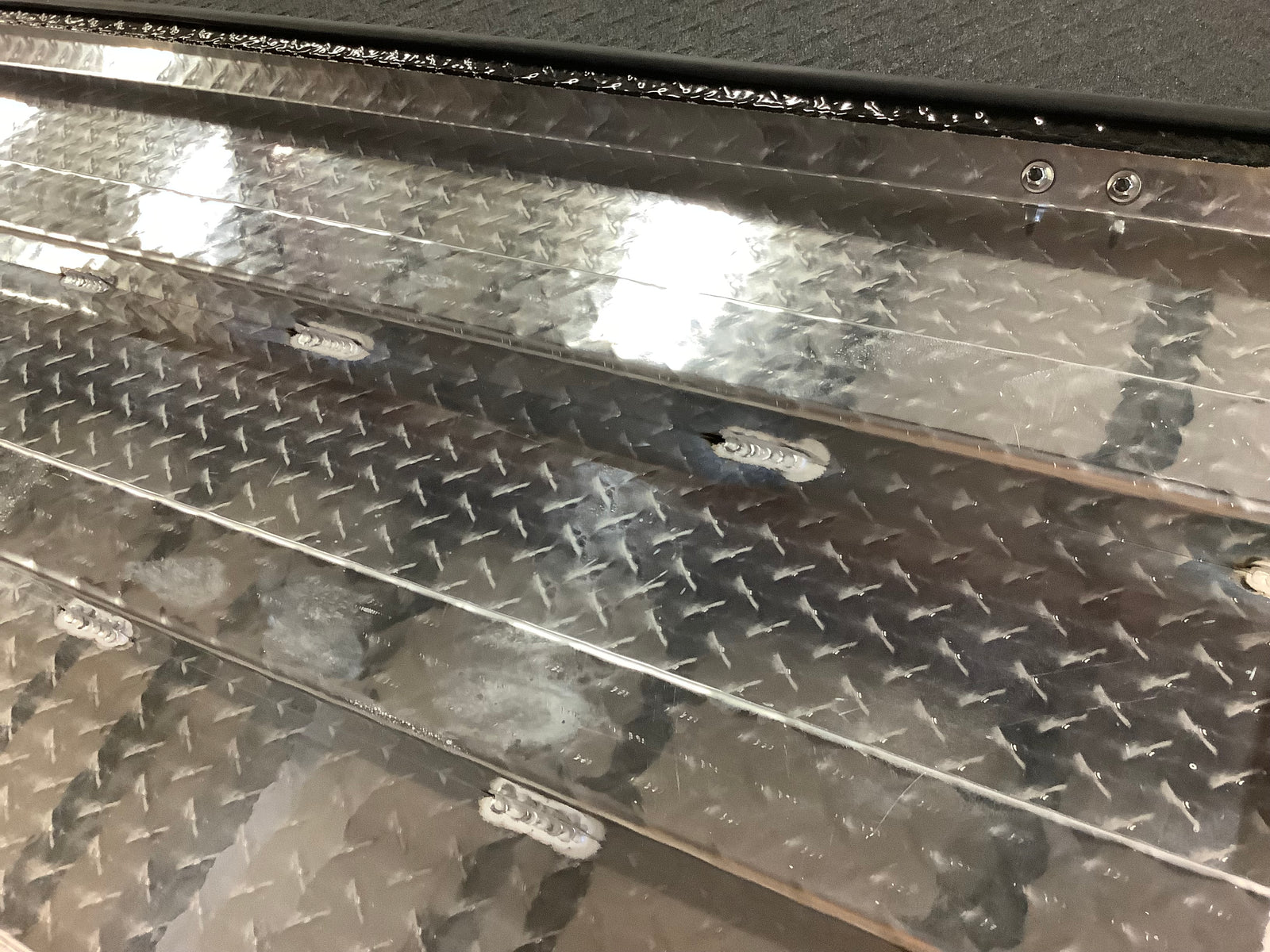 Outlet DiamondBack Switchback