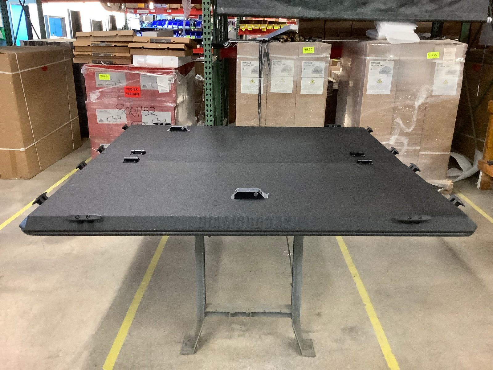 Outlet DiamondBack HD
