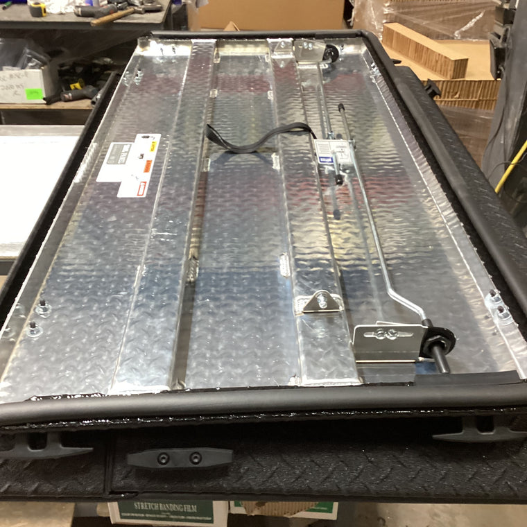 Outlet DiamondBack HD