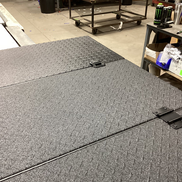 Outlet DiamondBack Switchback