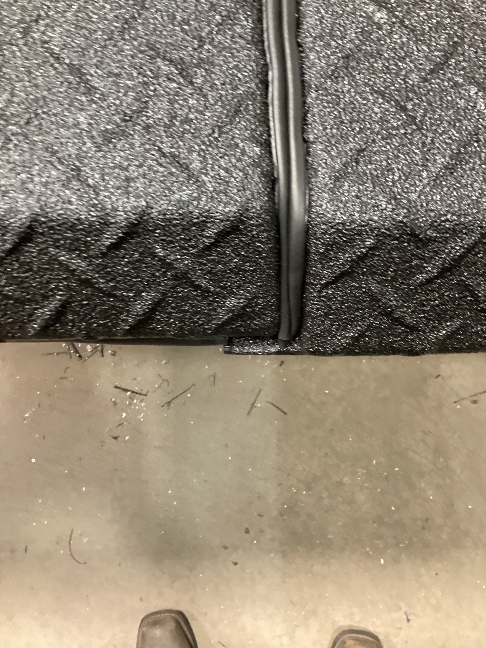 Outlet DiamondBack Switchback