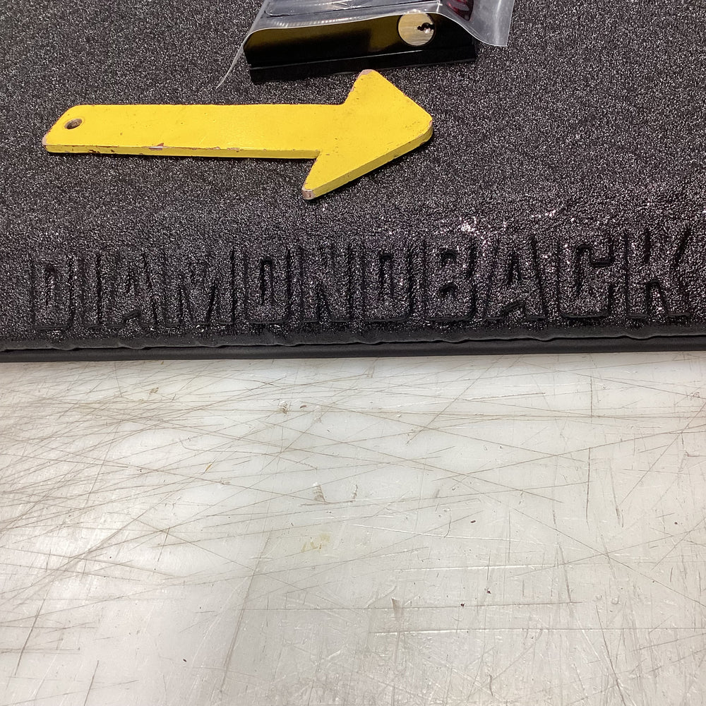 Outlet DiamondBack HD