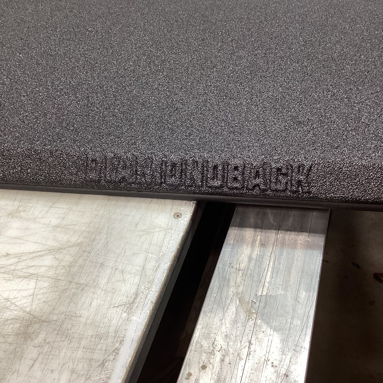 Outlet DiamondBack Switchback