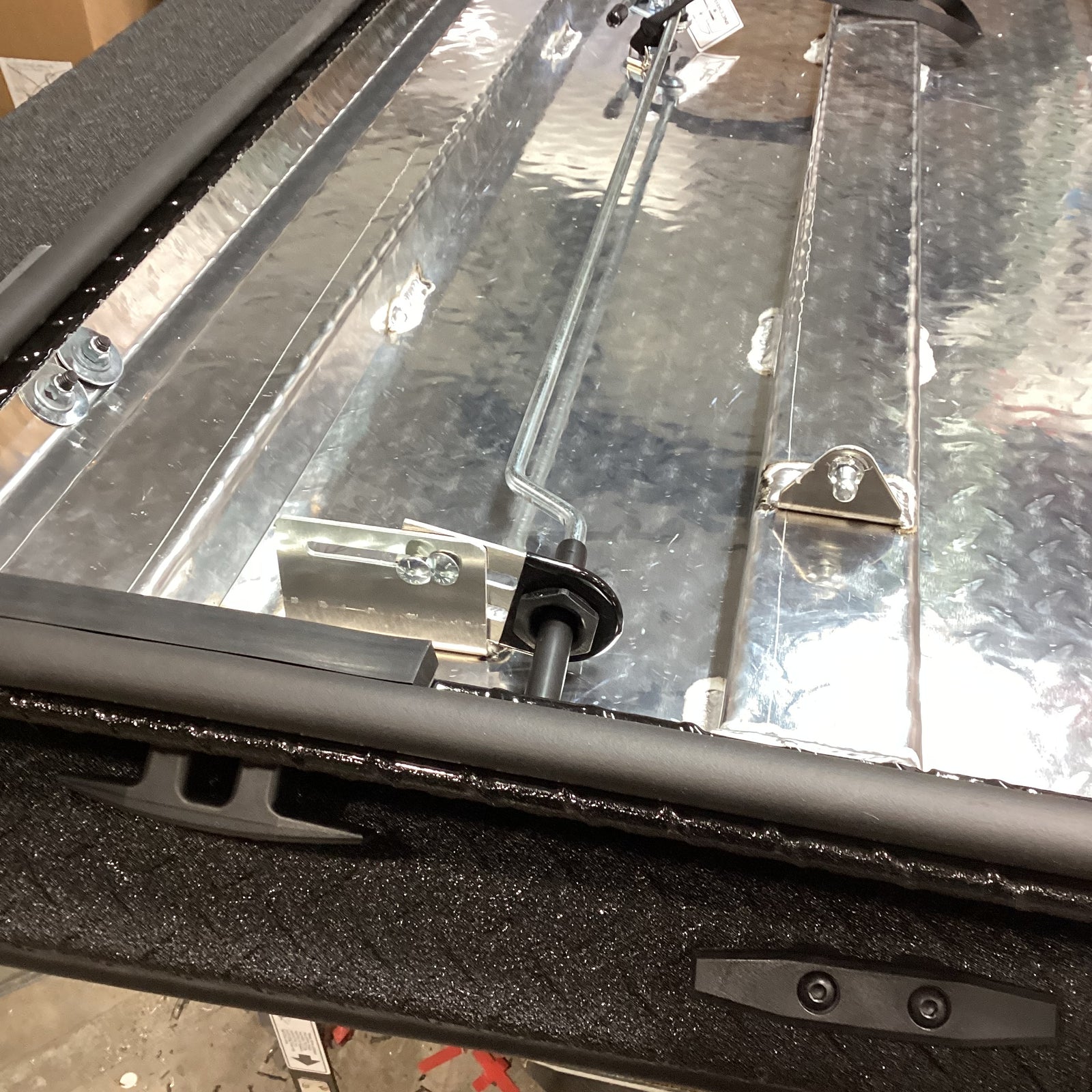 Outlet DiamondBack HD