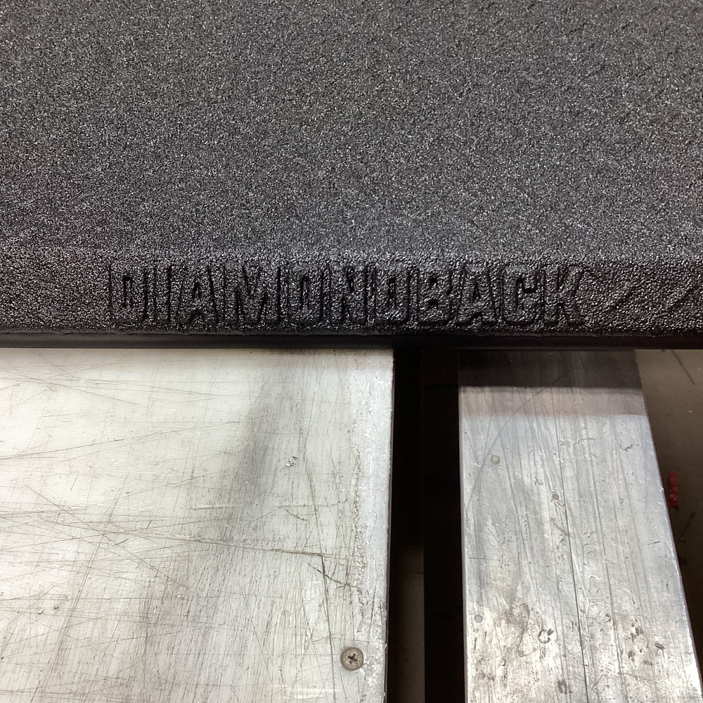 Outlet DiamondBack Switchback