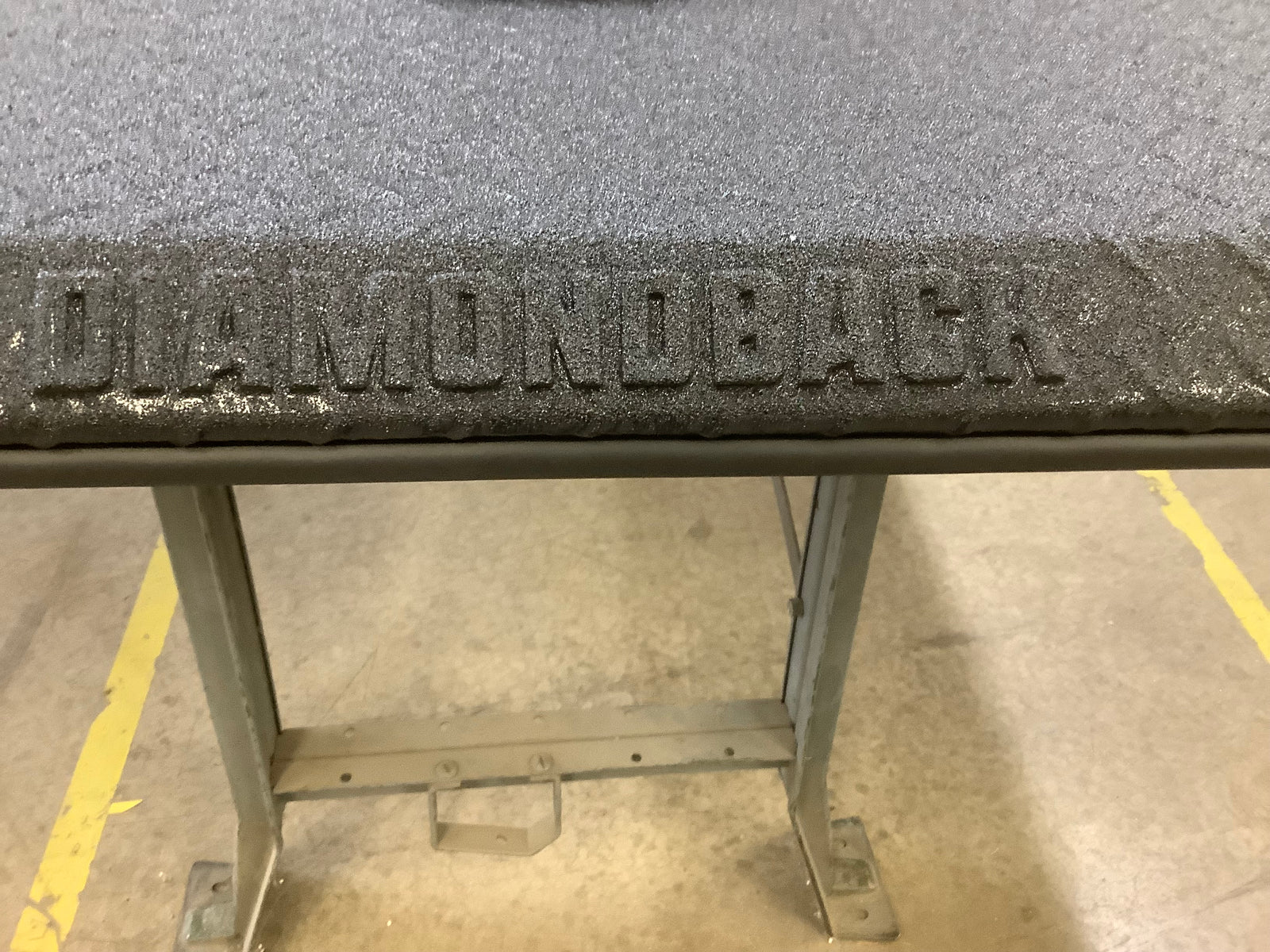 Outlet DiamondBack HD