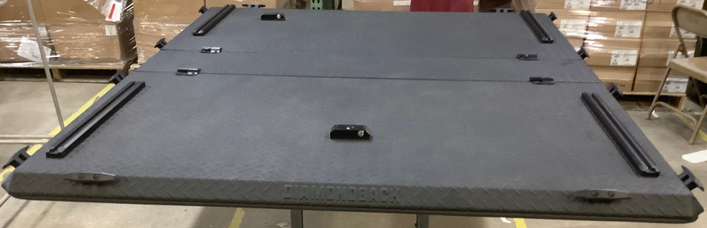 Outlet DiamondBack HD