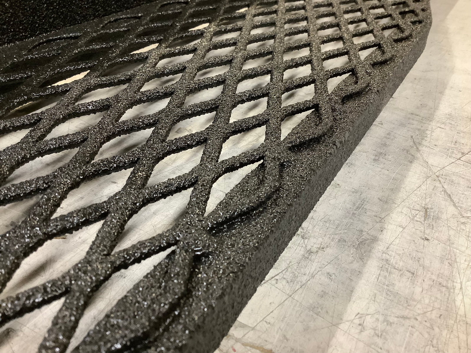 Outlet Low-Profile Cab Guard