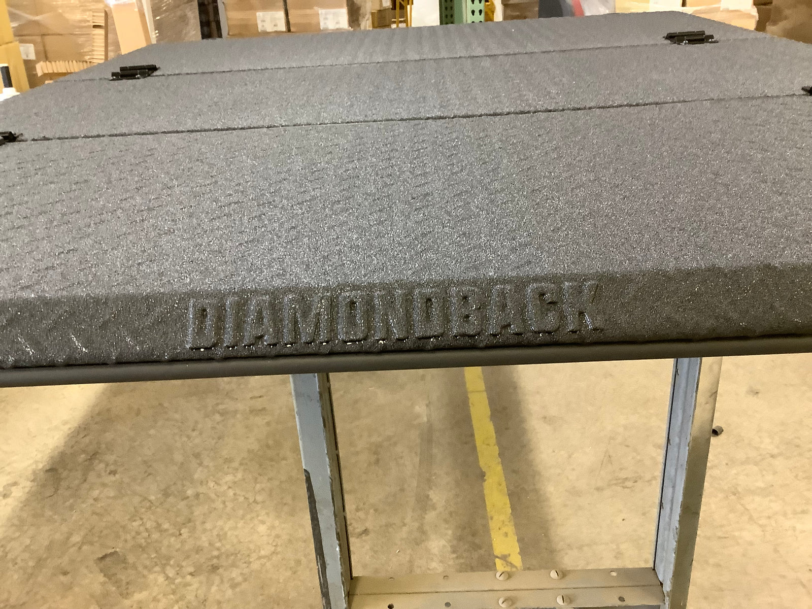 Outlet DiamondBack Switchback