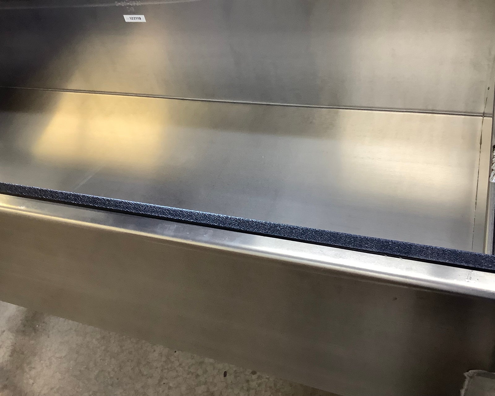 Outlet Cross Bin 13