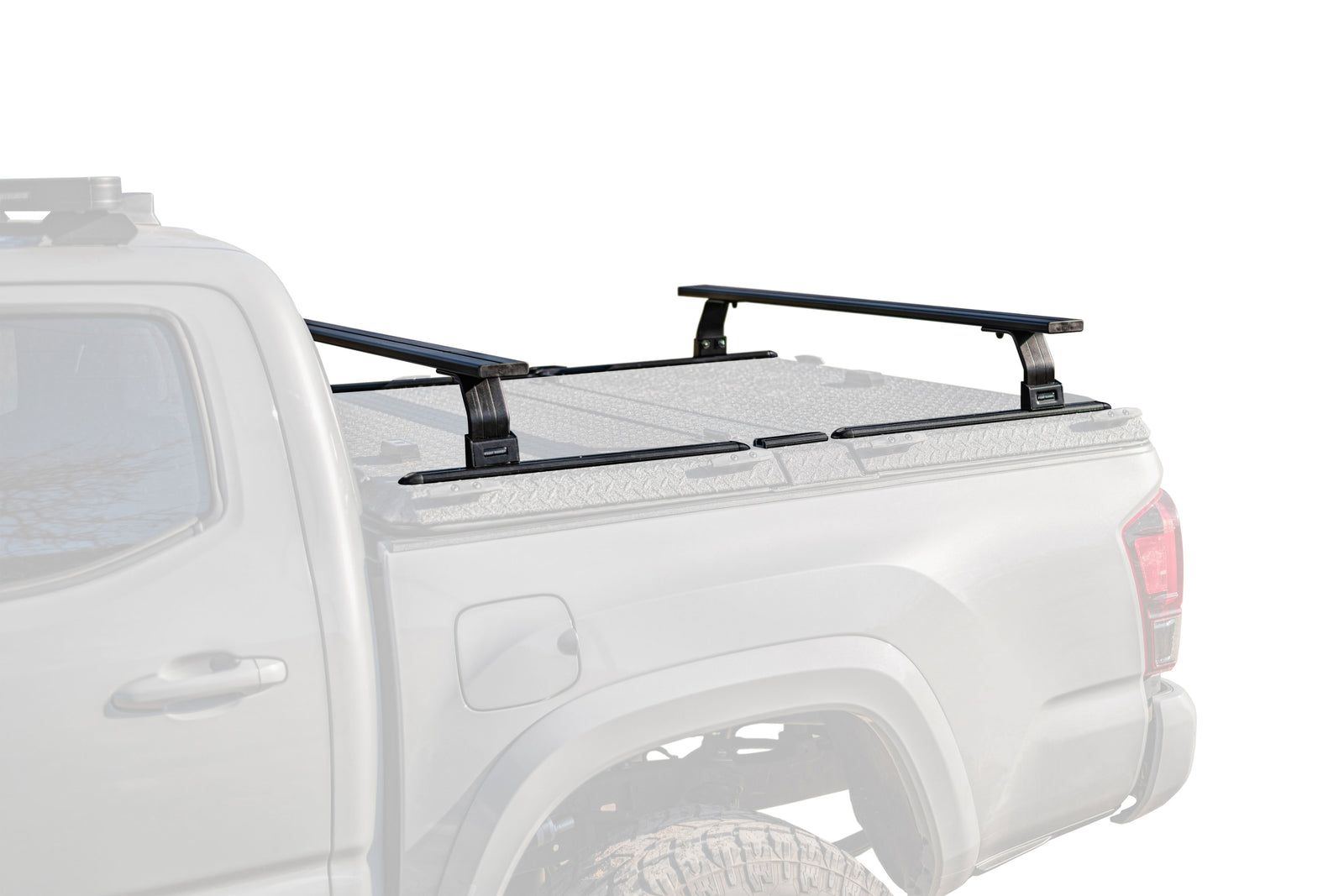 Overall view rack system with two load bars on DiamondBack HD